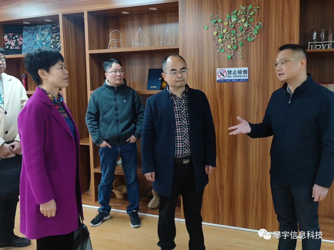 福建经贸学校刘玉妹副校长一行莅临攀宇科技调研交流1.jpg