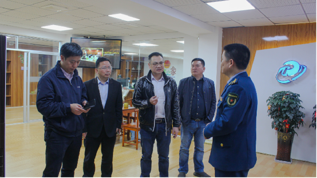 攀家学院 | 安溪县委常委、武装部长赵超群莅临福建攀宇科技人才培养基地视察指导工作(图1) 攀家学院 | 安溪县委常委、武装部长赵超群莅临福建攀宇科技人才培养基地视察指导工作(图1)