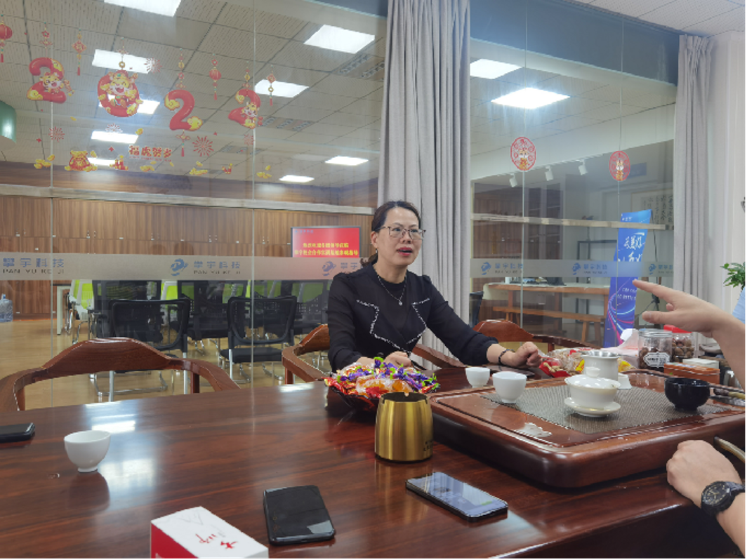 攀宇科技 | 安溪县人力资源和社会保障局傅淑媛副局长莅临我司人才培养基地考察指导(图2) 攀宇科技 | 安溪县人力资源和社会保障局傅淑媛副局长莅临我司人才培养基地考察指导(图2)
